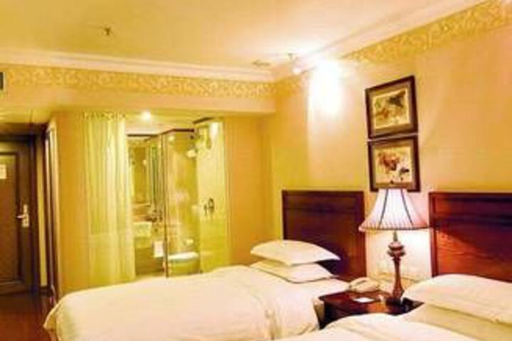 Room 30 of 70