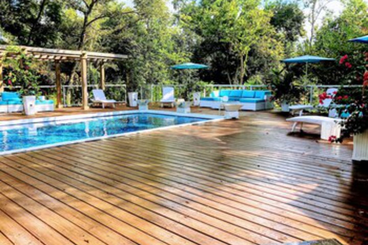 Pool 26 of 45