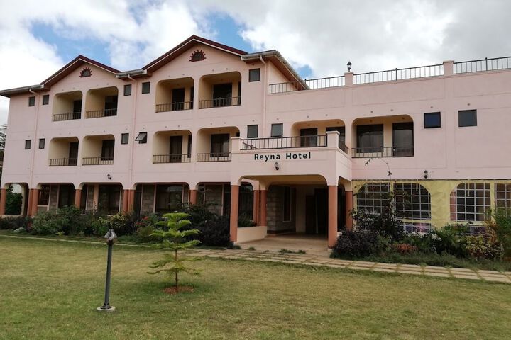 Hotel 33 of 33