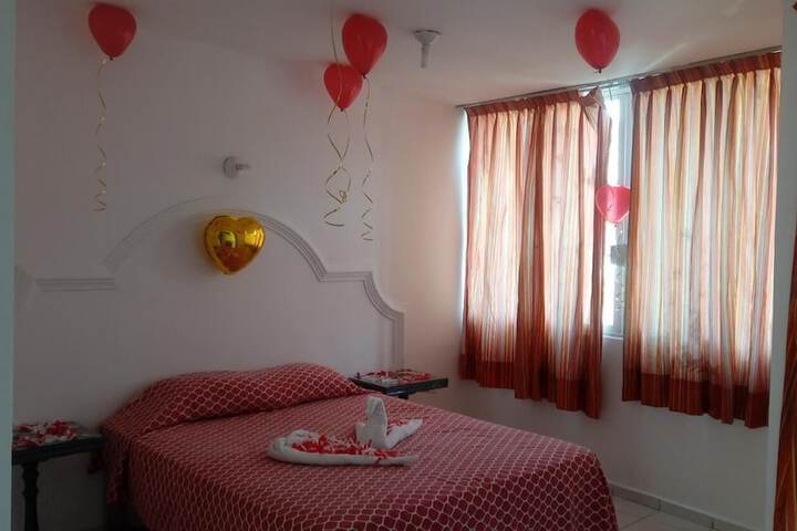 Room 11 of 33