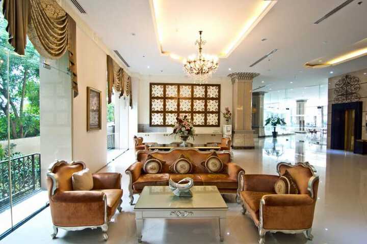 Lobby Photos