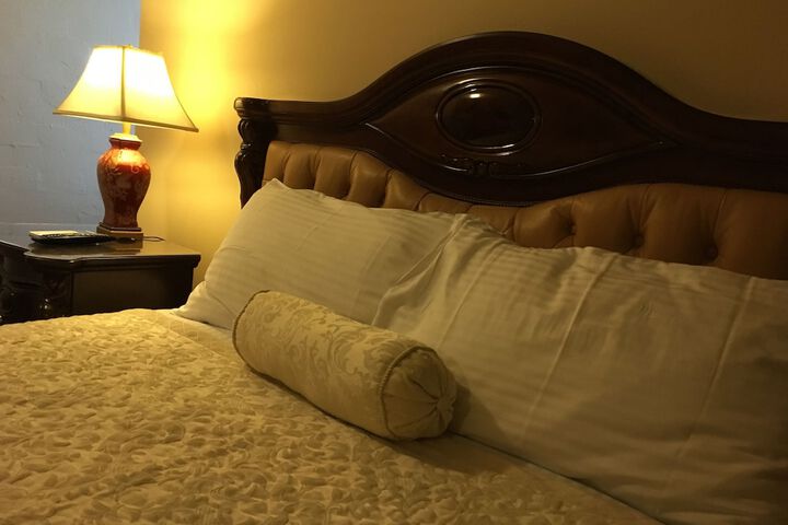 Room 12 of 61