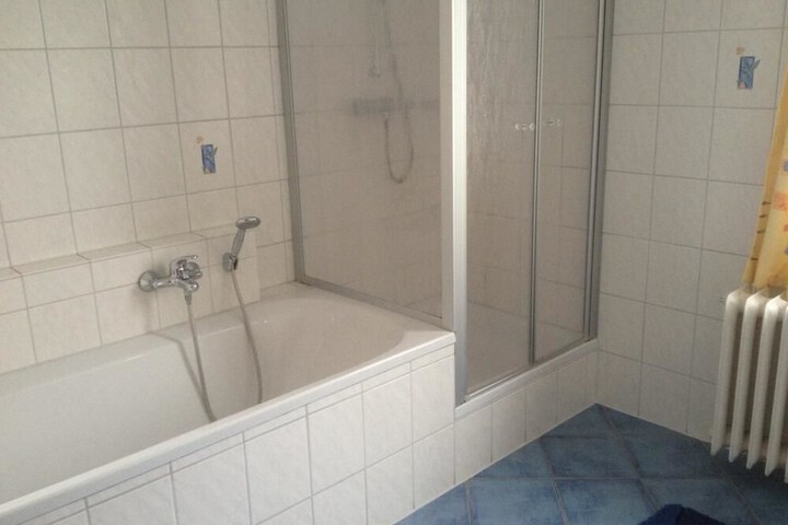 Room 20 of 34