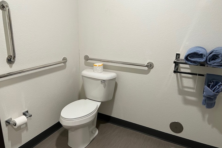Room 19 of 34
