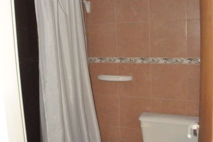 Room 35 of 69