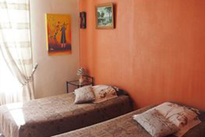 Room 21 of 30