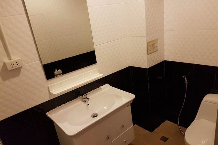 Room 3 of 13