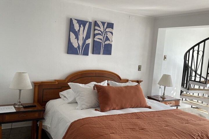 Room 4 of 31