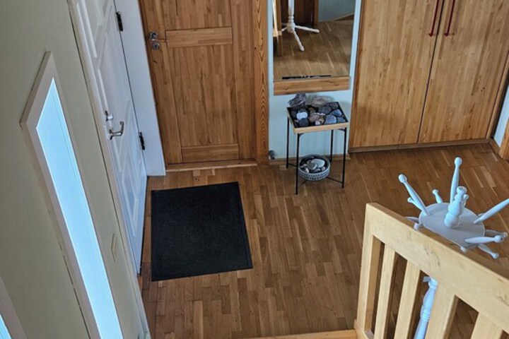 Room 42 of 162