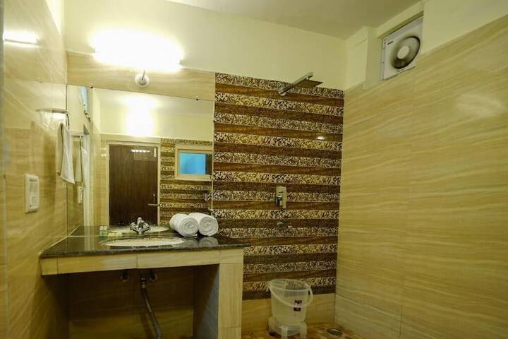 Room 39 of 72