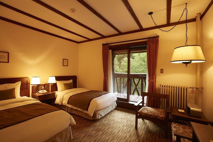 Room 30 of 73