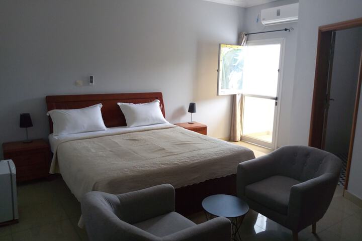 Room 2 of 20