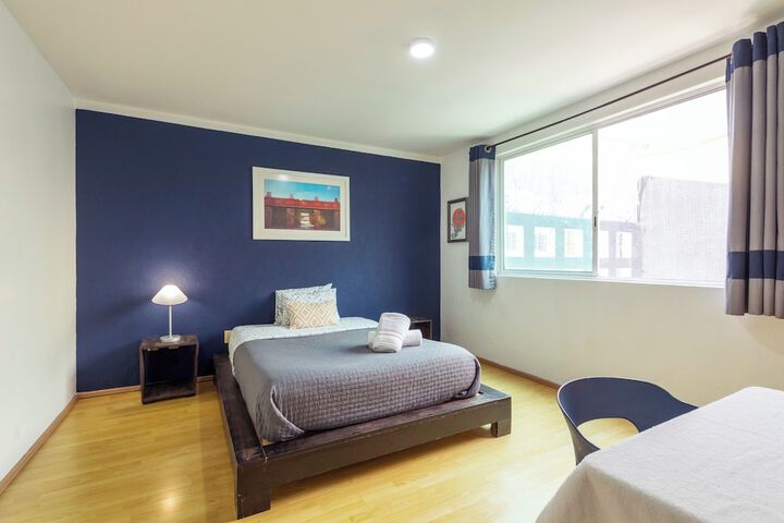 Room 32 of 75