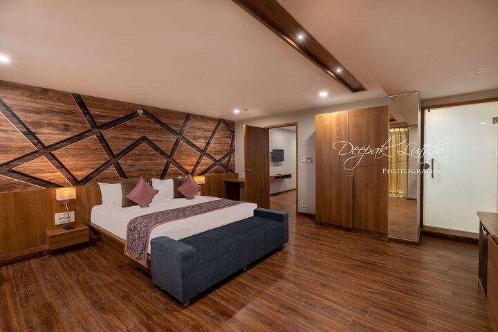 Room 15 of 31