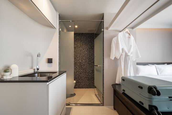 Room 30 of 58