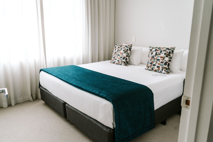 Room 5 of 155