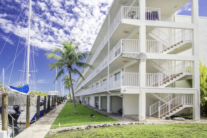 Hotel 141 of 142