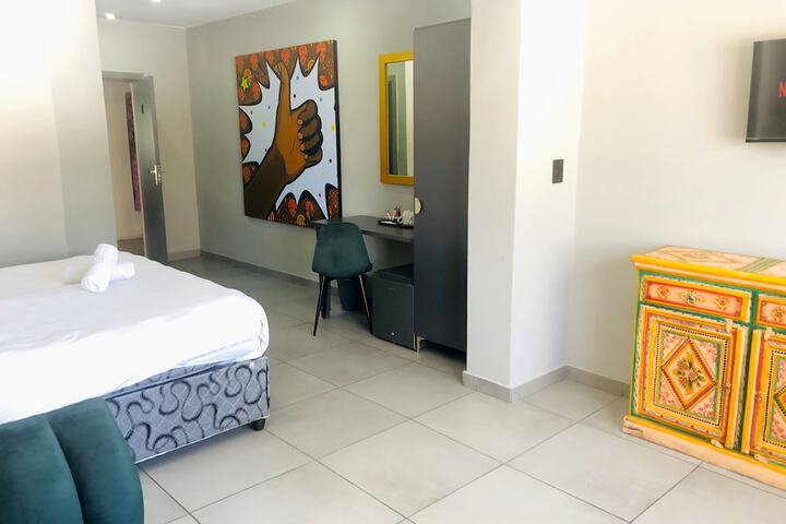 Room 126 of 241