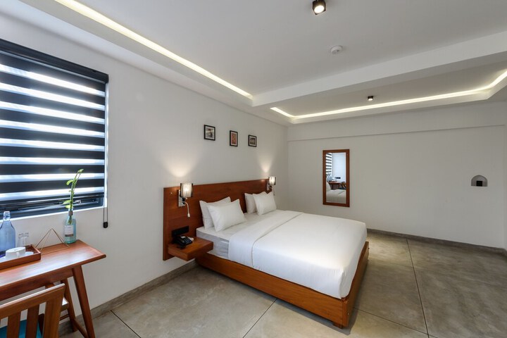 Room 13 of 45