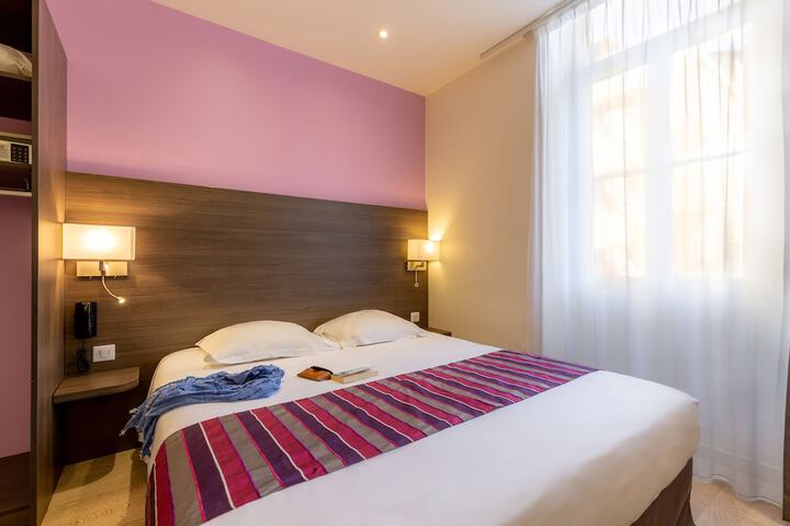 Room 14 of 39