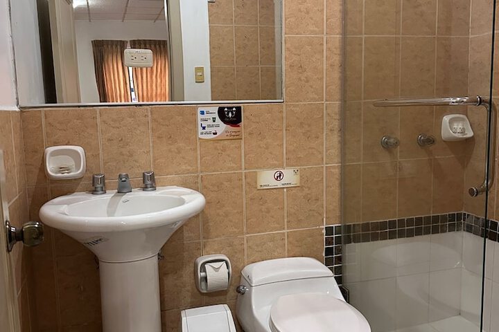 Room 30 of 47