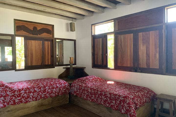 Room 6 of 68