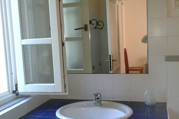 Room 47 of 113