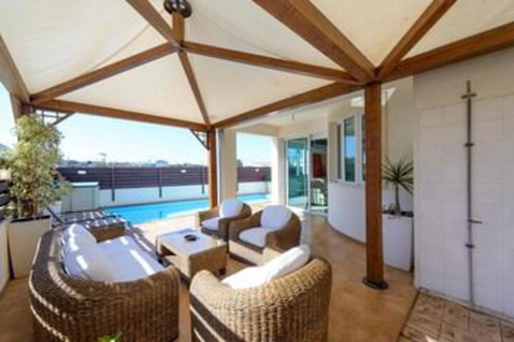 Terrace/Patio 15 of 16