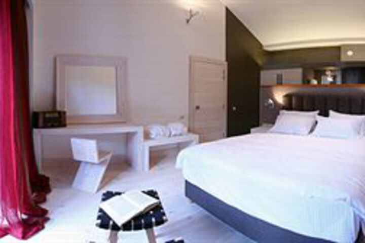 Room 36 of 60