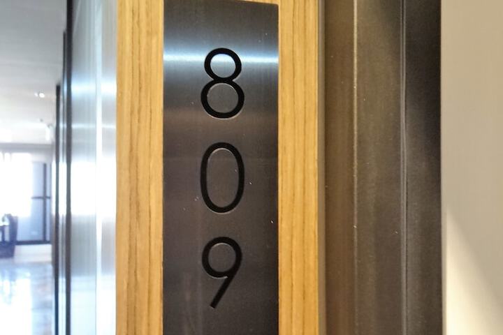 Ballroom/Hall 93 of 102