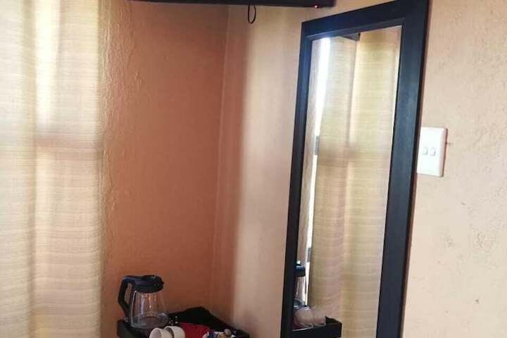 Room 59 of 98