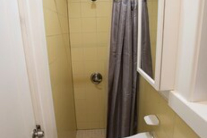 Room 12 of 79