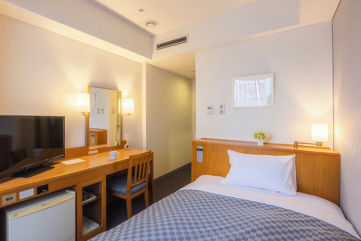 Room 16 of 58