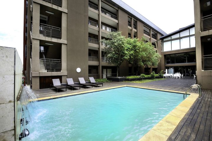 Pool 17 of 37