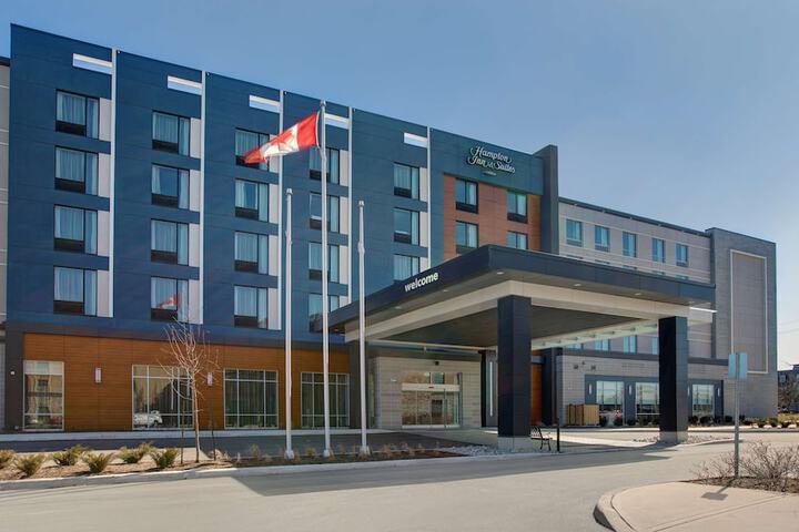 Hampton Inn &  Suites by Hilton Waterloo St. Jacobs in Township of Woolwich, ON