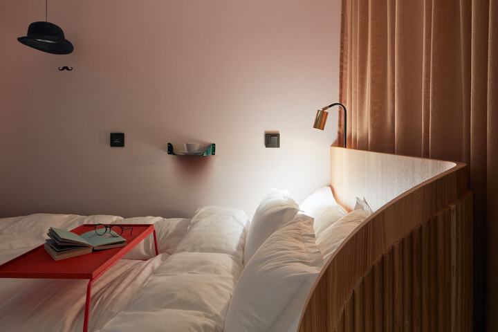 Room 5 of 24