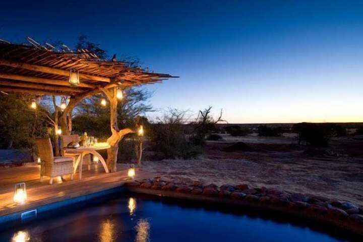 Hotel Pool