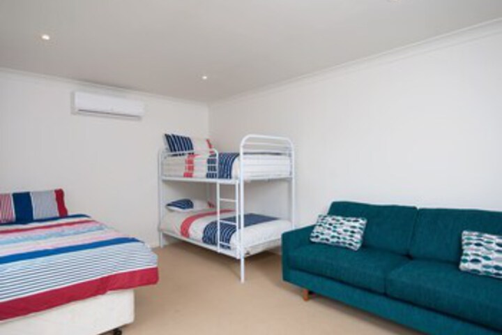 Room 8 of 23