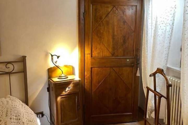 Room 8 of 53