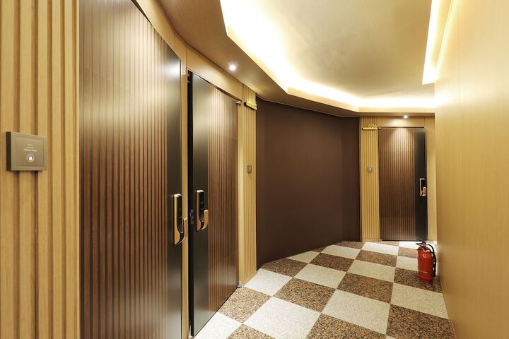 Hotel Interior 7 of 74