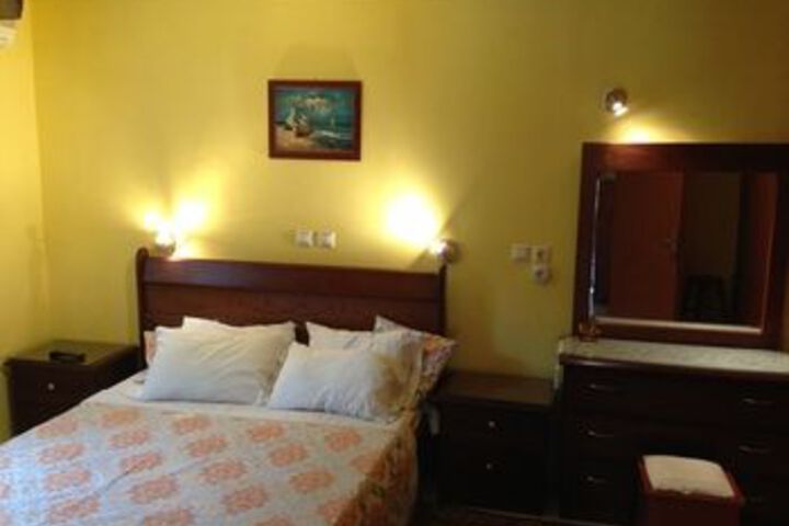 Room 21 of 49