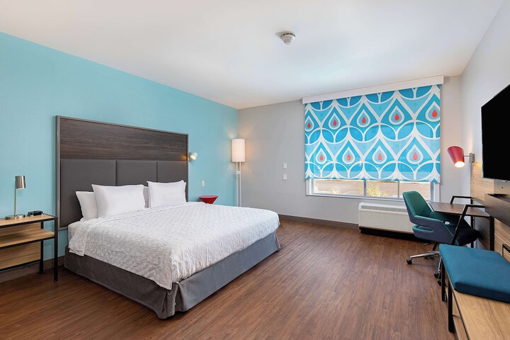 1 King Bed with Walk in Shower (11 of 17)