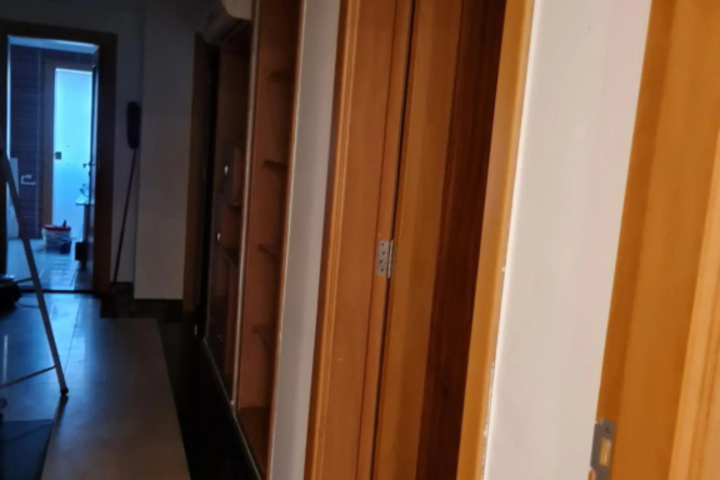Room 12 of 17