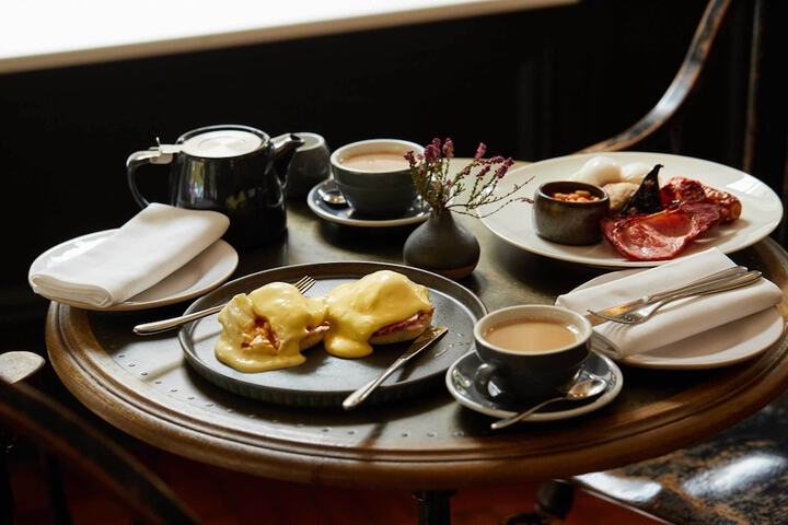 Breakfast/Coffee Service 81 of 102