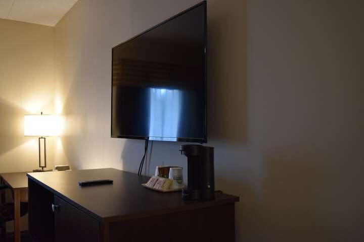 Room 5 of 36