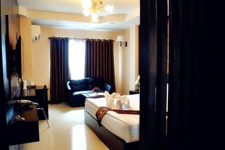 Room 29 of 128