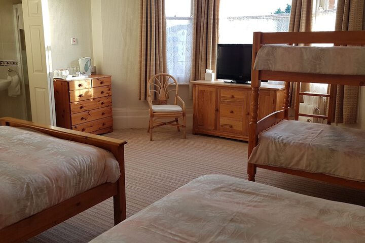 Room 7 of 60