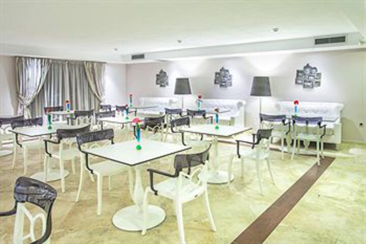 Hotel Interior 21 of 43