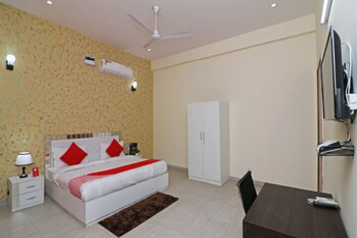 Room 19 of 37