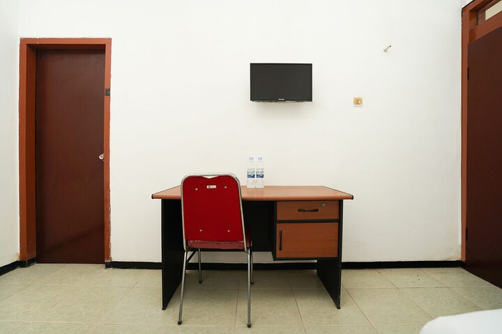 Room 27 of 45